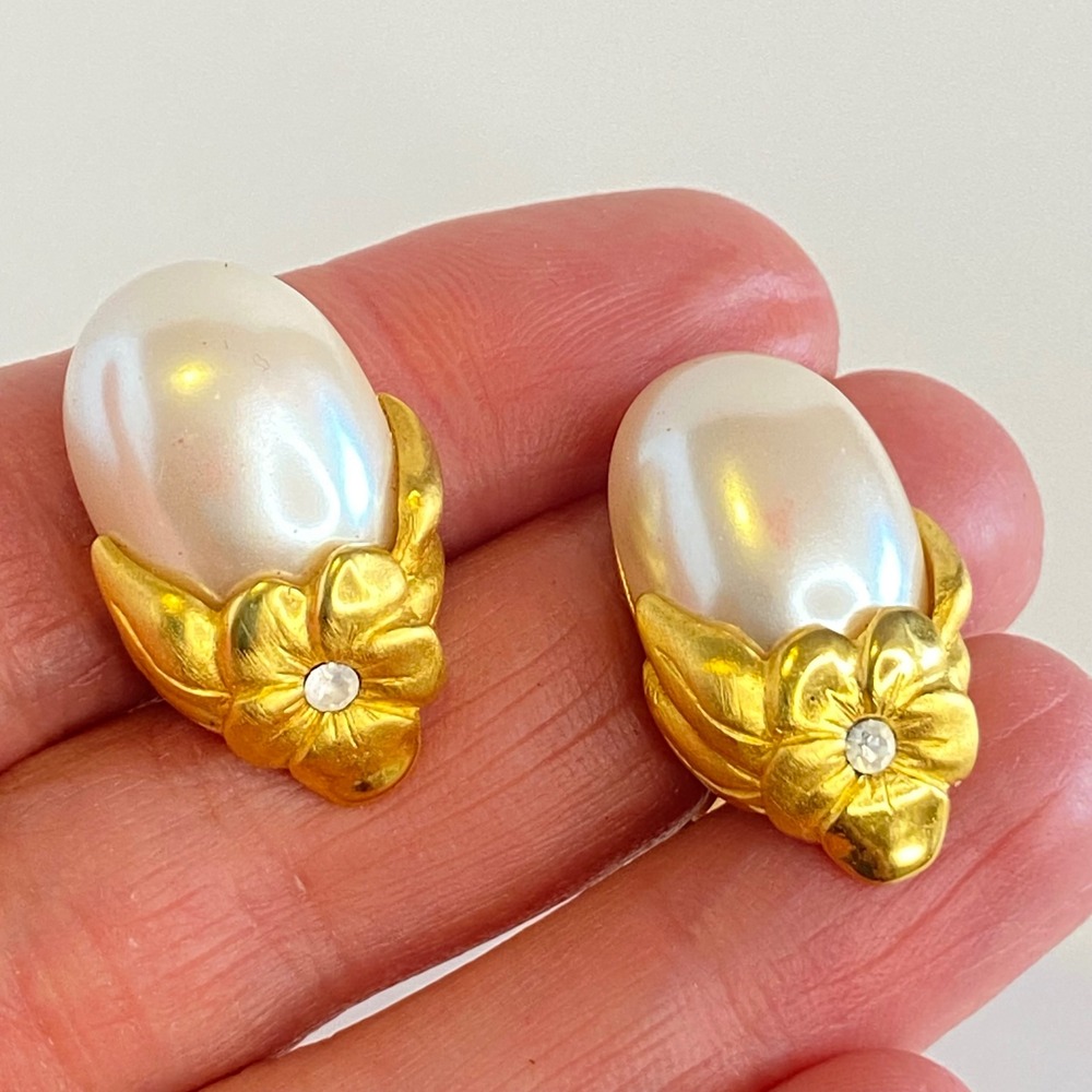 Vintage Givenchy Faux Baroque Pearl Clip On Earrings Gold Tone Floral 80s 90s